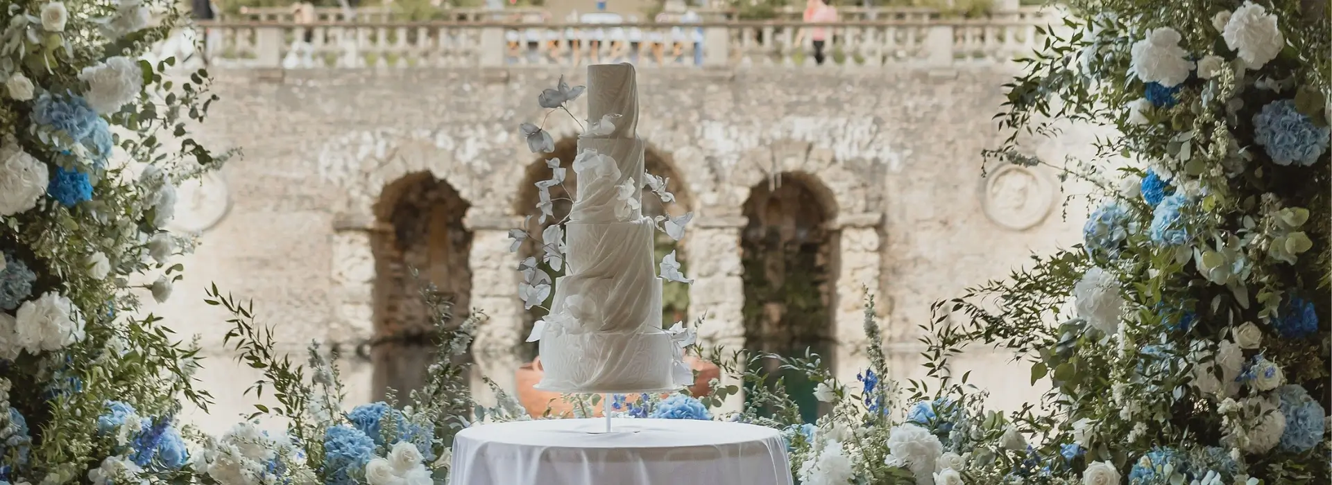 Couture wedding cake at the Boathouse, Euridge Manor, Wiltshire